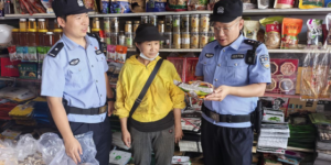 师徒携手护民生：“把群众当亲人”的  热心肠代代传