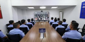 道外分局组织集中收看纪念中国人民  抗日战争暨世界反法西斯战争  胜利80周年大会